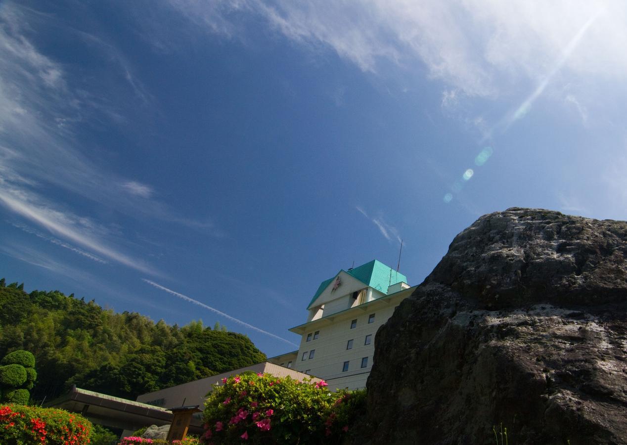 Hotel Green Hill Kagoshima Satsumasendai Bagian luar foto