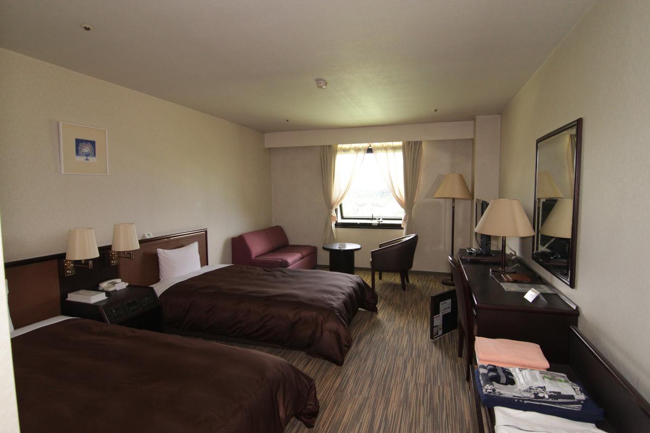 Hotel Green Hill Kagoshima Satsumasendai Bagian luar foto