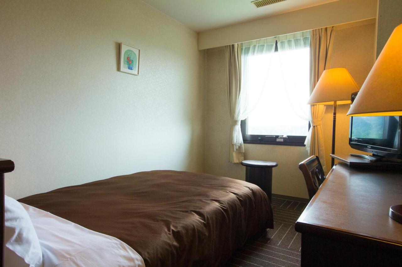 Hotel Green Hill Kagoshima Satsumasendai Bagian luar foto