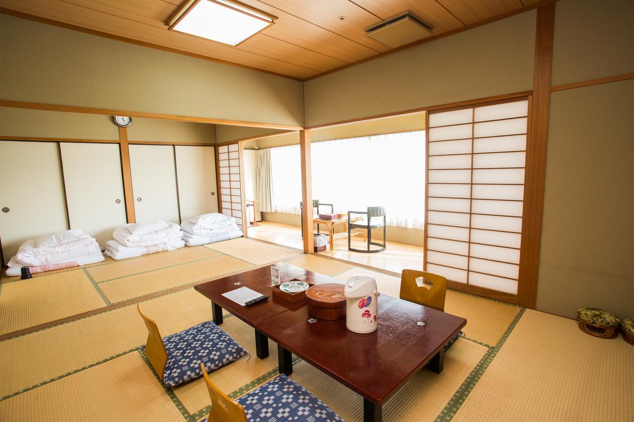 Hotel Green Hill Kagoshima Satsumasendai Bagian luar foto