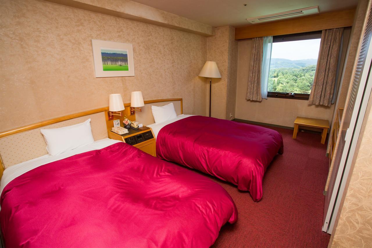Hotel Green Hill Kagoshima Satsumasendai Bagian luar foto